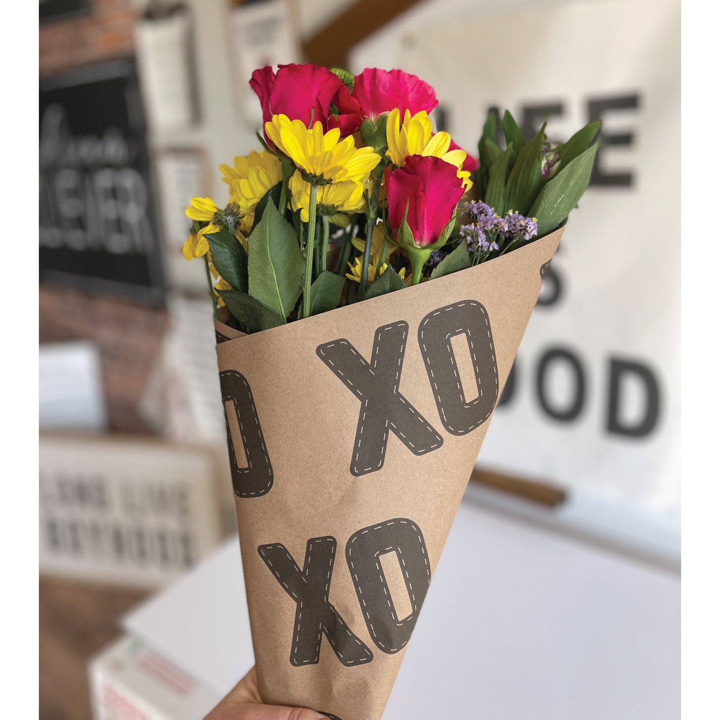XOXO | 25 Flower Bouquet Wraps